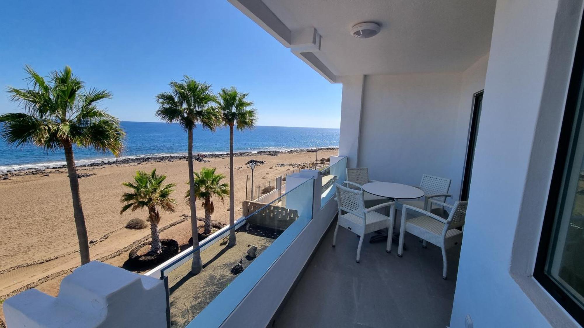 Costa Luz Beach Apartments Puerto del Carmen  Bagian luar foto